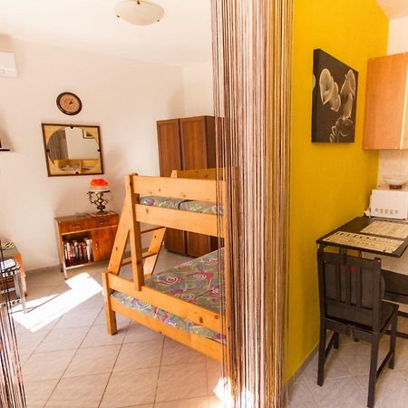 Apartman Punta Vilma Lägenhet Pula Exteriör bild